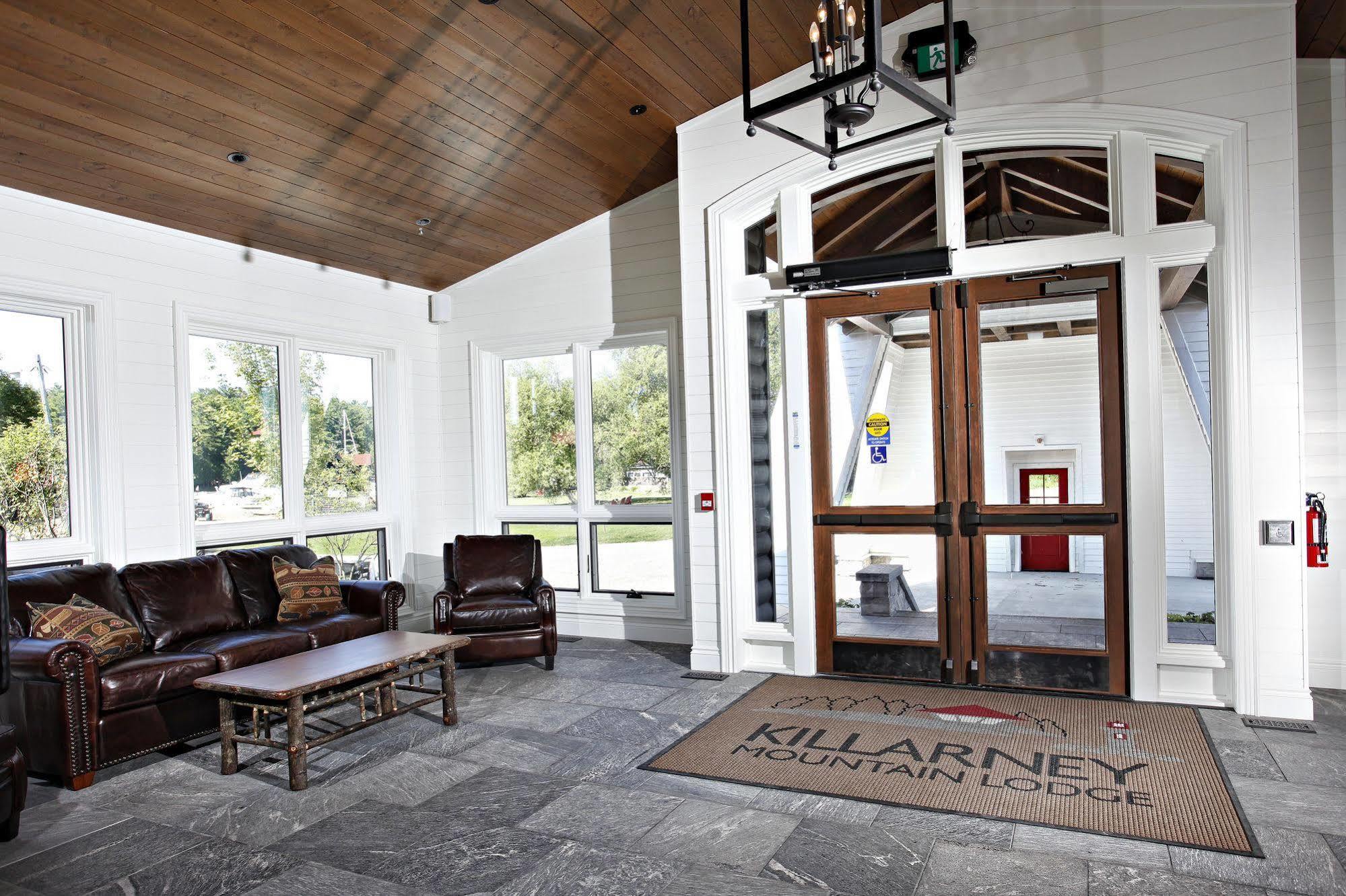 Killarney Mountain Lodge 외부 사진